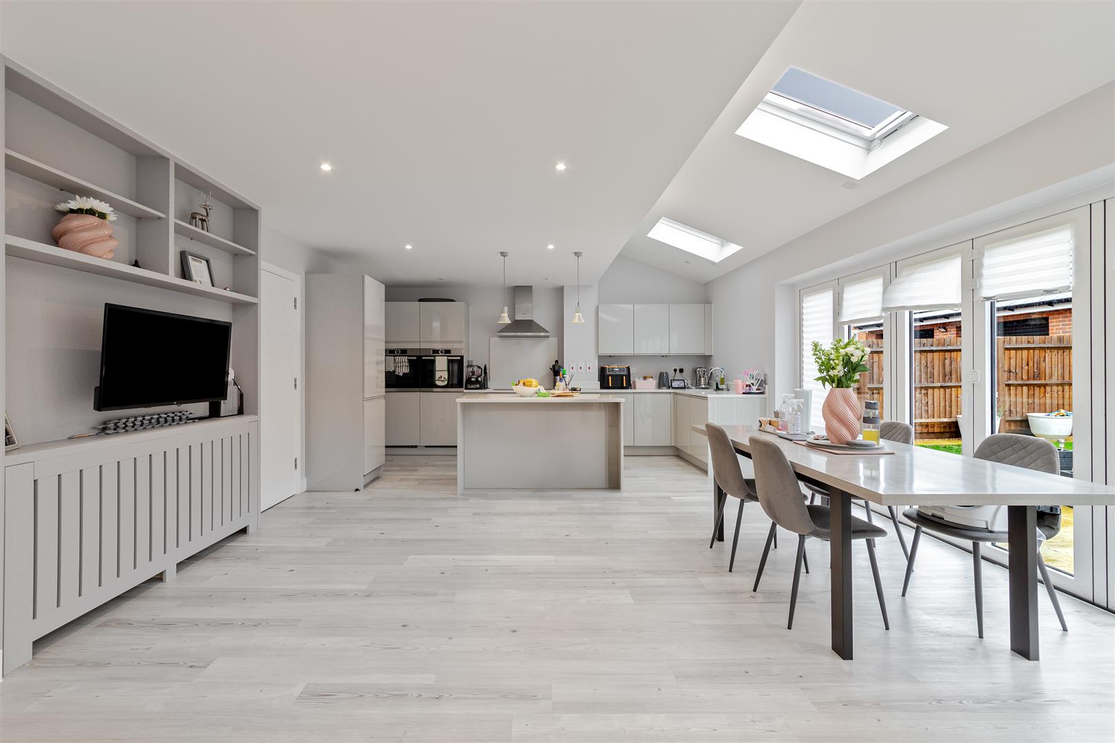 Ridout End, Bricket Wood, St. Albans - photo 5